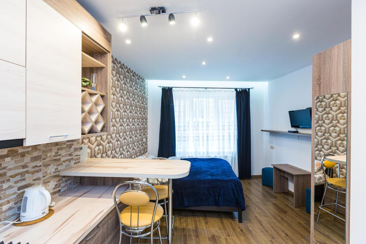 2 Kn. Romana Apartment Lviv Exterior foto