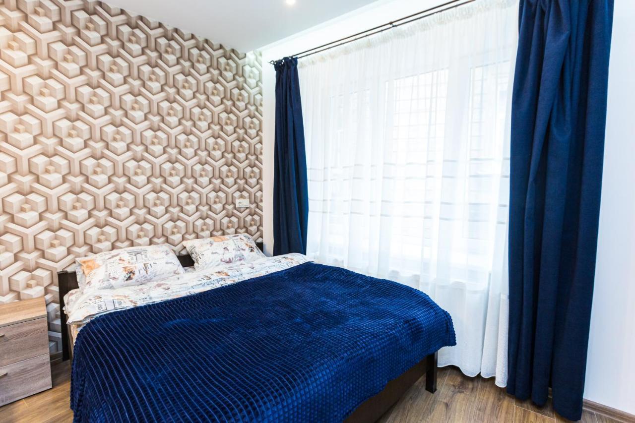 2 Kn. Romana Apartment Lviv Exterior foto